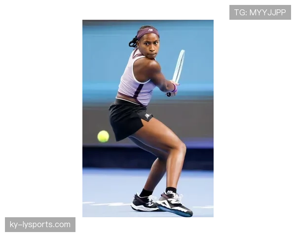 潘晓婷赛场外私服一露，那几只包堆在一起能买套房，刷到我直接无语